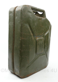 KL Nederlandse leger jerrycan 1955 - 84 x 14 x 47 cm - origineel