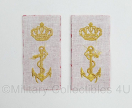 KM Koninklijke Marine Dienstgroep Operationele Dienst emblemen PAAR - 8 x 4 cm - origineel