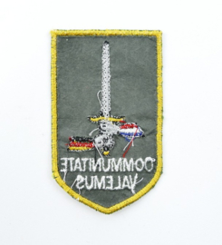 Defensie DT2000 mouw embleem Duits Nederlands Corps Communitate Valemus - 8 x 5 cm - origineel