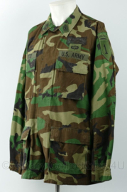 US Army woodland BDU 1st infantry Division uniformjas -  First Sergeant 1SG - maat Medium Long - origineel