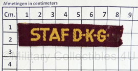 MVO straatnaam enkel Staf DKG Dienst Kwartiermeester Generaal. - 8.5 x 2 cm - origineel