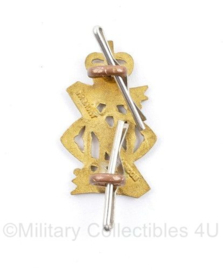 Britse naoorlogse  13th 18th Royal Hussars badge Queens Crown - 3 x 2 cm - origineel