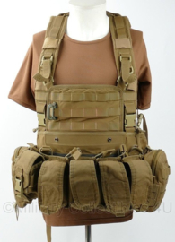 Warrior Assault Systems MOLLE Chestrig - met dubbele mag pouches en 2 utility pouches - origineel