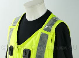 Britse Politie British Police fluorgeel reflectie vest met portofoon houders model 511 - maat Medium of Large - gedragen - origineel
