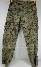 USMC Marpat camo Uniform broek - topstaat - met naamlint "Aquilera" - maat 24 xshort - origineel