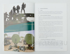 KL Nederlandse leger handboek Beslissen in het gevecht, bouwen aan veiligheid Afghanistan - gebruikt - origineel