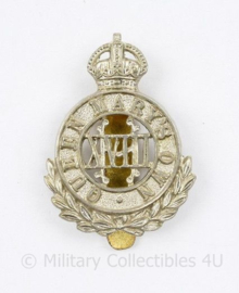 WW2 British cap badge 4th Queens Own Hussars Kings Crown - 4,5 x 3 cm - origineel