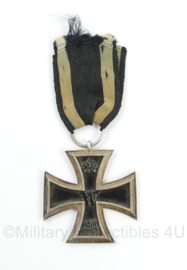 WO1 WO2 Duits EK2 IJzeren Kruis 2e klasse 1914 tot 1939 - gestempeld - origineel