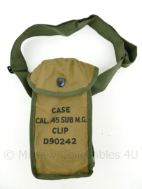 Thompson Ammunition Pouch met draagriem Case Cal .45 SUB MG D90242