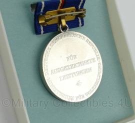 DDR NVA medaille Gotthold Ephraim Lessing Ausgezeichnete Leistungen silber - origineel