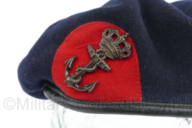 KMARNS Korps Mariniers baret met insigne - maker Hassing - maat 56 - gedragen - origineel