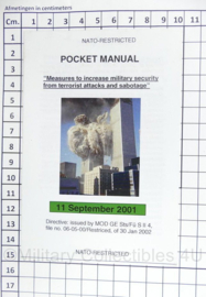 US Army NATO Restricted Pocket Manual 11 September 2001 - 15 x 10 cm - origineel