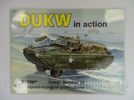 Armor Number 35 - DUKW in acton - licht gebruikt