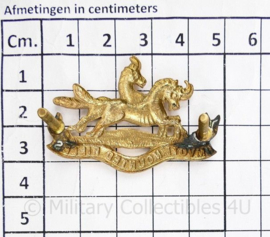 Original WWII Umvoti Mounted Rifles S African Armored Regiment Cap Badge - 3 x 3,5 cm - origineel