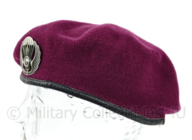 Italiaanse Leger baret - parachute regiment - met origineel insigne - maat 59 - bordeaux rood - gedragen - origineel