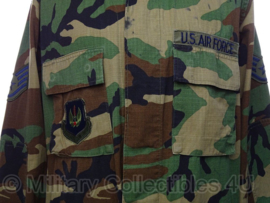 US Air Force uniform jasje woodland camo - Staff Sergeant - met insigne - maat Large/Reg - origineel