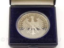 Bundesrepubliek Deutschland Bundeskanzler konrad adenauer penning in doosje 1992 - 6,5 x 6,5 cm - origineel