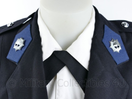 Korps Rijkspolitie Dames Ceremonieel Tenue met nestelkoord - maat 42 - Dirigerend Officier - gedragen - origineel