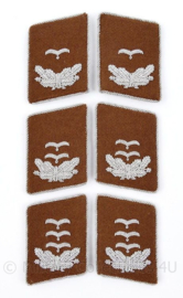 Luftwaffe kraagspiegels Nachrichten - officier (bruin)  - Leutnant tm. Hauptmann