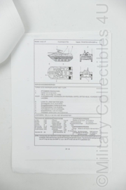 Defensie handboek herkenningsbladen Russische voertuigen - 29,5 x 21 cm - origineel