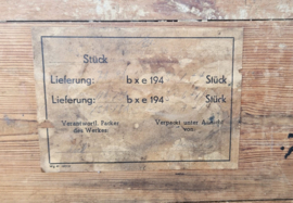 Duitse houten kist 1936 - met label BXE 1943 - 74 x 41 x 31 cm. - origineel