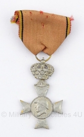 Belgische "Du Roi Albert les verterans 1909-1934" zilveren medaille - Origineel