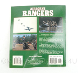 Naslagwerk US Airborne Rangers - Alan M. and Frieda W. Landau - gebruikt - 20 x 1 x 22 cm - origineel