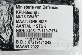 Kl Muts wol zwart - huidig model - one size - 70% wol / 30% Acrylic - nieuw in verpakking  - origineel