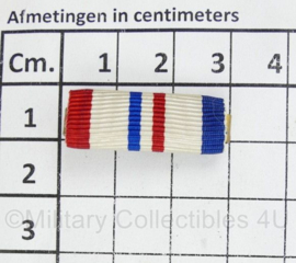 Defensie medaillebalk Herinneringsmedaille Multinationale Vredemissies HMV4 medaille - 3 x 1 cm - origineel