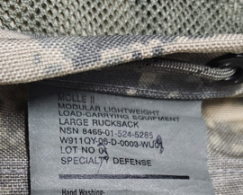 US Army ACU camo Modulair Lightweight Load Carrying Equipment MOLLE II Rucksack (zonder frame en banden) - origineel