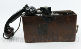 WO2 Duitse veldtelefoon FF33 Feldfernsprecher 33 uit 1944 - 28 x 8,5 x 22 cm - origineel