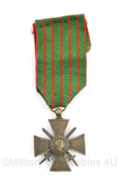 Franse complete WO1 4delige medaille set Croix de Guerre van 4 verschillende jaartallen - origineel