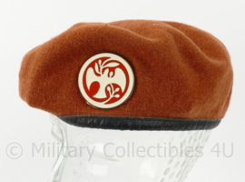 Kmar Sinaï missie baret met insigne - maat 58 - maker Bancroft - origineel