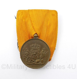 Defensie Juliana periode Trouwe dienst Medaille in goud  - 5,5 x 4 cm - origineel