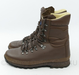 Altberg N-Fit Gore-tex Altberg Men's Warrior Microlite Brown Boots - maat 10 = 44 - nieuw - origineel