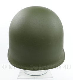 US Army WO2 model M1 helm met correcte kinriem en kurklaag - ZONDER binnenhelm - bruikbaar als WO2 model