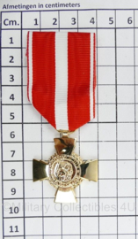 Franse medaille  Croix de la Valeur Militaire - 9 x 4 cm -  origineel