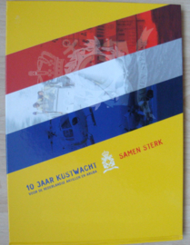 Boek 10 jaar kustwacht voor de Nederlandse Antillen en Aruba