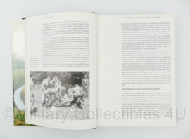 Boek De geschiedenis van 1 Divisie '7 December' 1946-1996