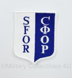 Defensie en Internationaal SFOR embleem -  8 x 6 cm - origineel