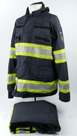 Nederlandse Brandweer jas en broek donkerblauw met reflectie - maat Large + 8 cm - origineel