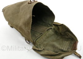 Nederlandse leger MVO gasmasker tas jaren 50 - 19 x 13 x 25 cm - gebruikt - origineel
