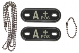 Dogtag ketting met 2 bloedgroep hangers 3D PVC - zwart - bloedgroep A POS