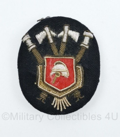 Nederlandse Brandweer luxe metaaldraad pet insigne - 6,5 x 5 cm - origineel