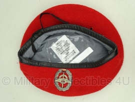 Originele rode baret Bevoorrading (Nachschub) - maat 52 t/m 64  - origineel