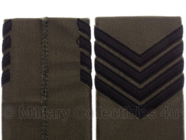 KLU Koninklijke Luchtmacht GVT schouderstukken zwart op groen - Sergant-Majoor - origineel