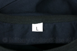 Defensie en KMAR Koninklijke Marechaussee T-shirt donkerblauw met zwarte biezen VT-KMAR - nieuw in verpakking - korte mouw - maat Large  - origineel