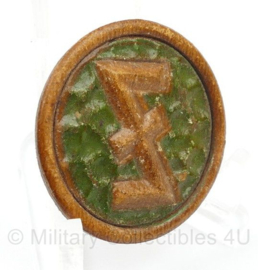 WO2 Duits WHW Lederen wolfsangel speld - diameter 3 cm - origineel