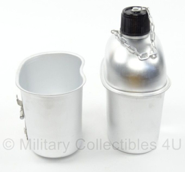 US M1942 OD veldfles hoes met aluminium fles en beker - replica