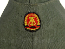 DDR schuitje voor werk uniform - maat 56 - origineel